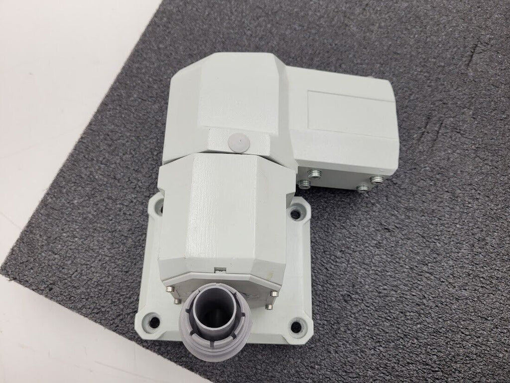 Hoffman NVent C-CS2WJHLG Horizontal Series 2 Pendant Arm Fits 45X60MM Tube