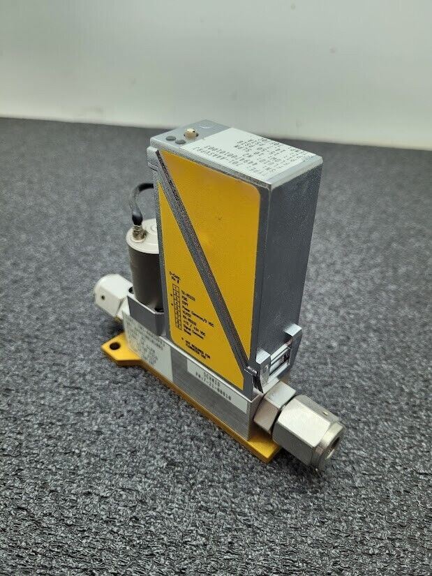 Parker Porter Digital Mass Flow Controller 701-AAASVPRJ N2 10 SLPM VCR Male