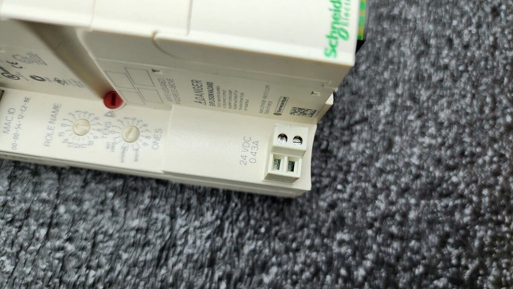 Schneider Telemecanique STBNIP2212 Ethernet MB NIM PLC Control Advantys Unit D