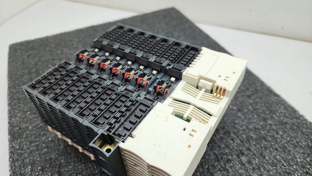 Schneider Telemecanique STBNIP2212 Ethernet MB NIM PLC Control Advantys Unit D