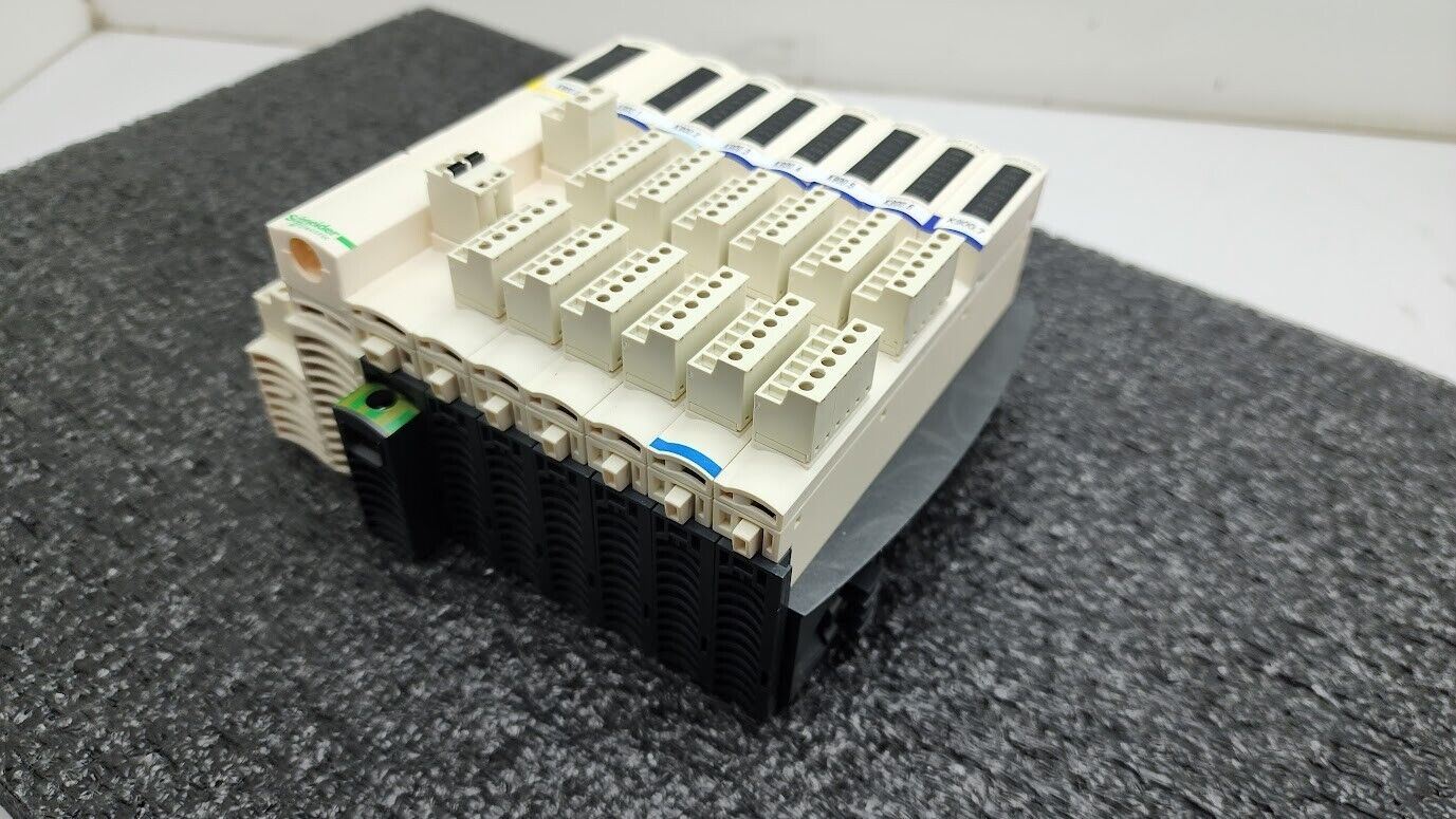 Schneider Telemecanique STBNIP2212 Ethernet MB NIM PLC Control Advantys Unit D