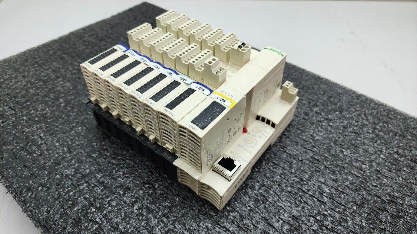 Schneider Telemecanique STBNIP2212 Ethernet MB NIM PLC Control Advantys Unit D