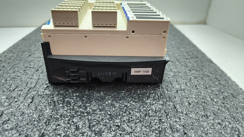 Schneider Telemecanique STBNIP2212 Ethernet MB NIM PLC Control Advantys Unit D