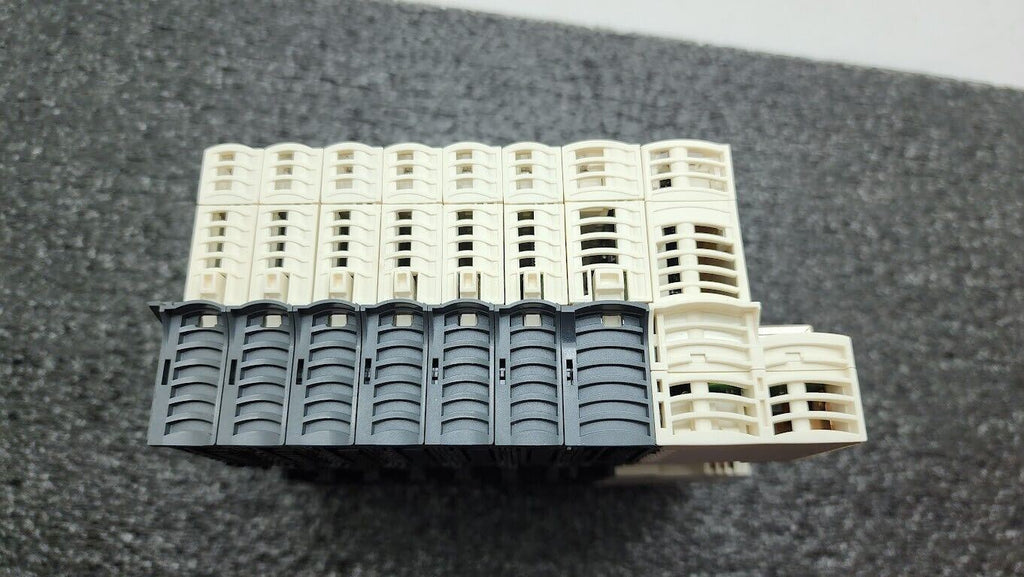 Schneider Telemecanique STBNIP2212 Ethernet MB NIM PLC Control Advantys Unit D