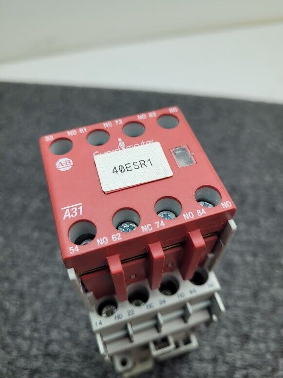 Allen Bradley Guardmaster 700S-CF620DJC 230-690V 20A Contactor 24VDC Coil 100S-F