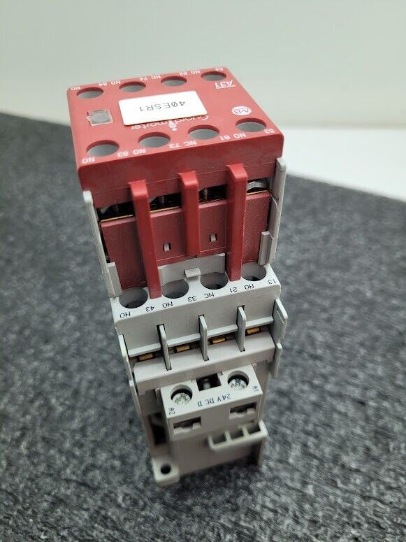 Allen Bradley Guardmaster 700S-CF620DJC 230-690V 20A Contactor 24VDC Coil 100S-F