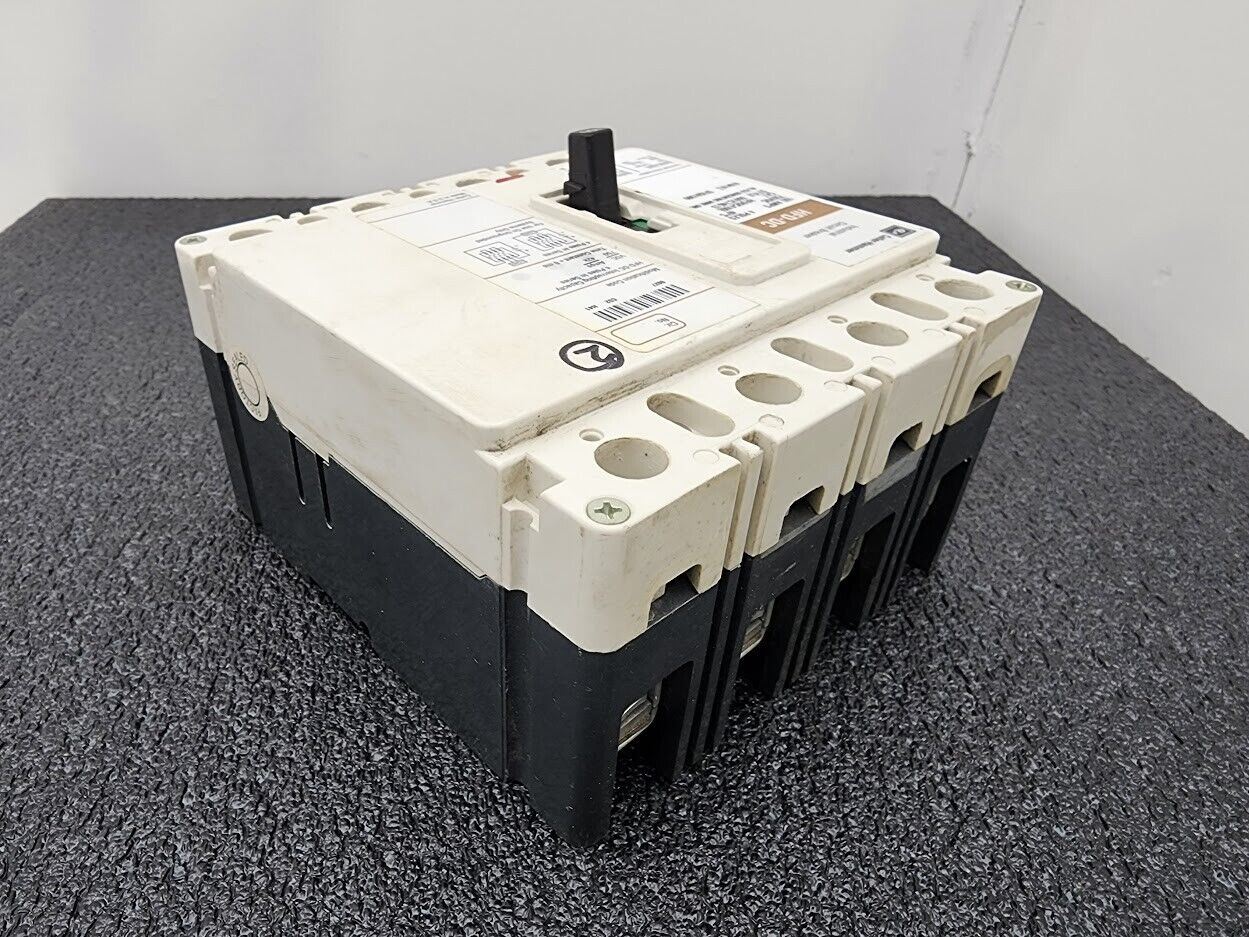 Cutler-Hammer Industrial Circuit Breaker HFD-DC 100 AMPS, 4 Poles, 750VDC