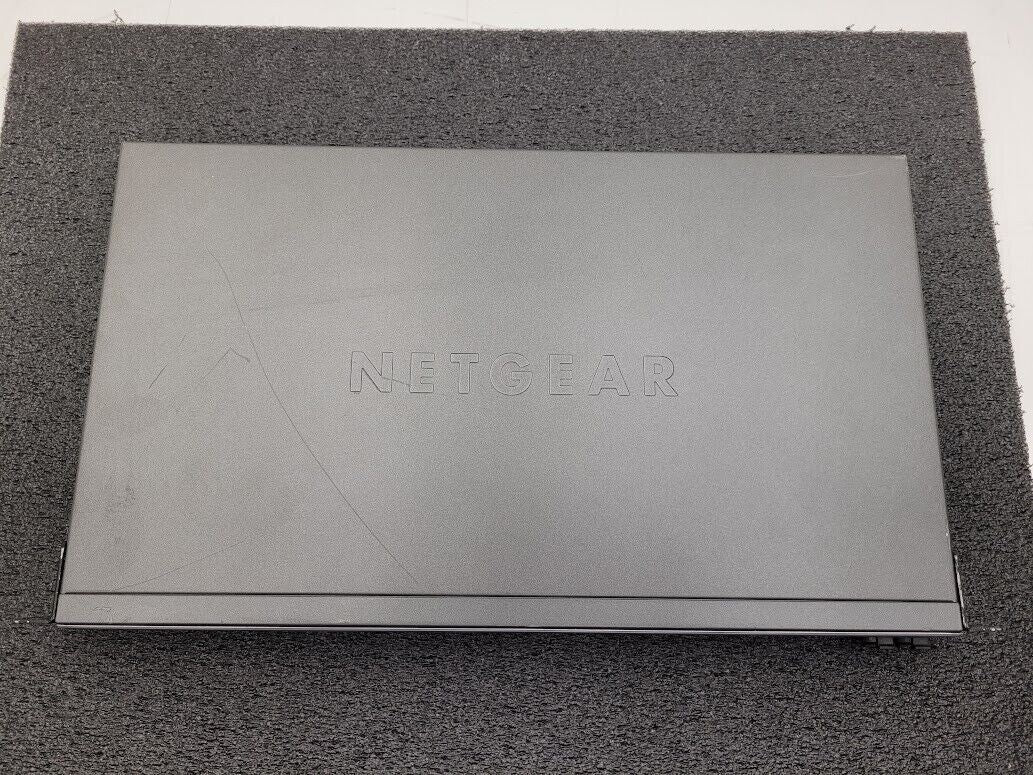 NetGear ProSafe GSM7224 V2  V2H1 24 Port Managed Network Switch Static Routing