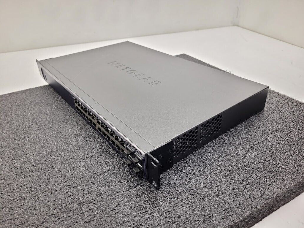 NetGear ProSafe GSM7224 V2  V2H1 24 Port Managed Network Switch Static Routing
