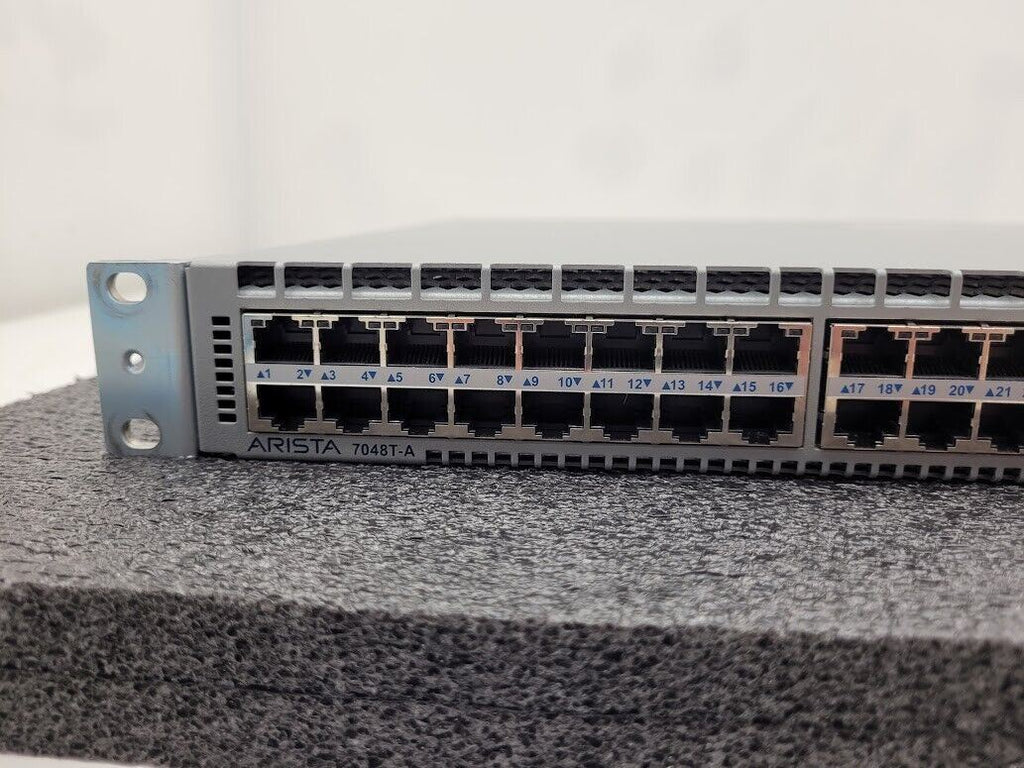 Arista DCS-7048T-A 48-Port 100/1000 RJ45 4x SFP+ 2x AC PSU R-F 7048 Switch