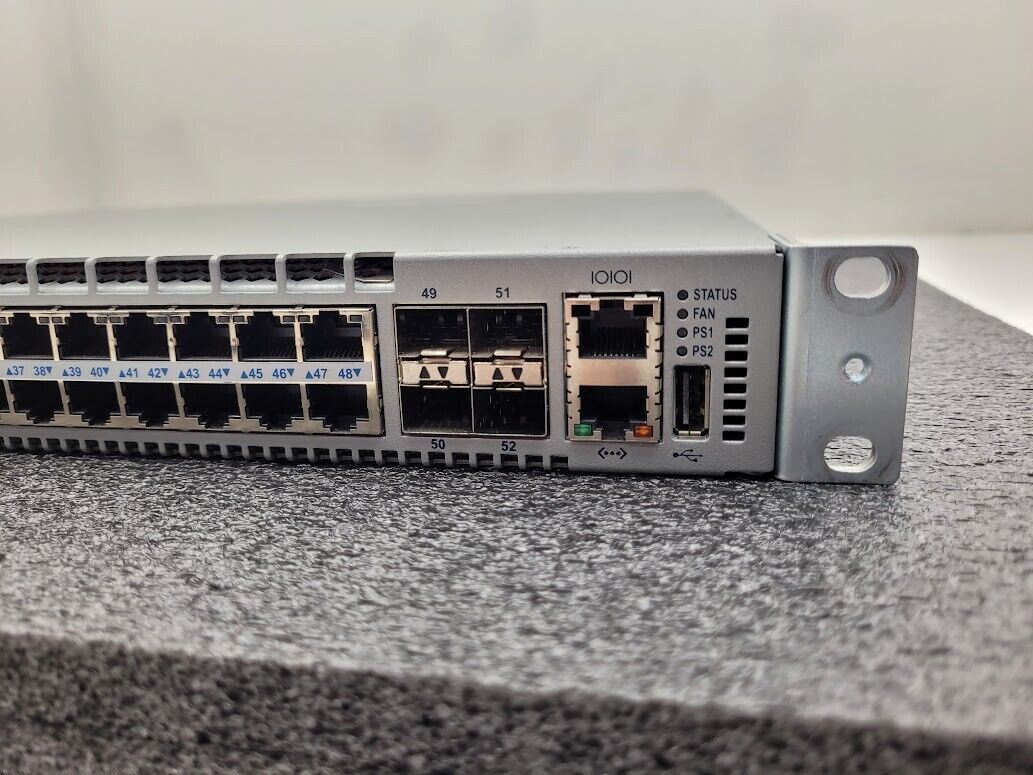 Arista DCS-7048T-A 48-Port 100/1000 RJ45 4x SFP+ 2x AC PSU R-F 7048 Switch