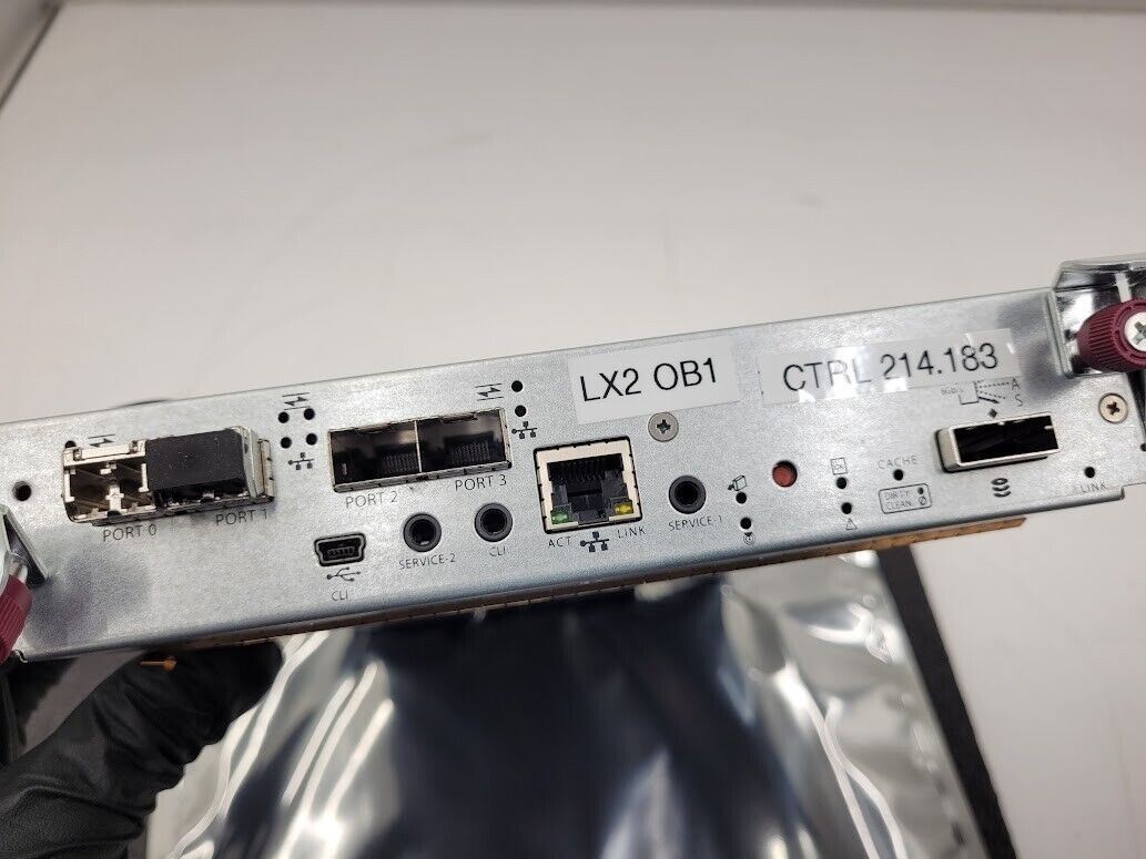 Dot Hill DotHill 876127-001 81-00000118-00-01 2050 SAN Dual Controller 4x FC