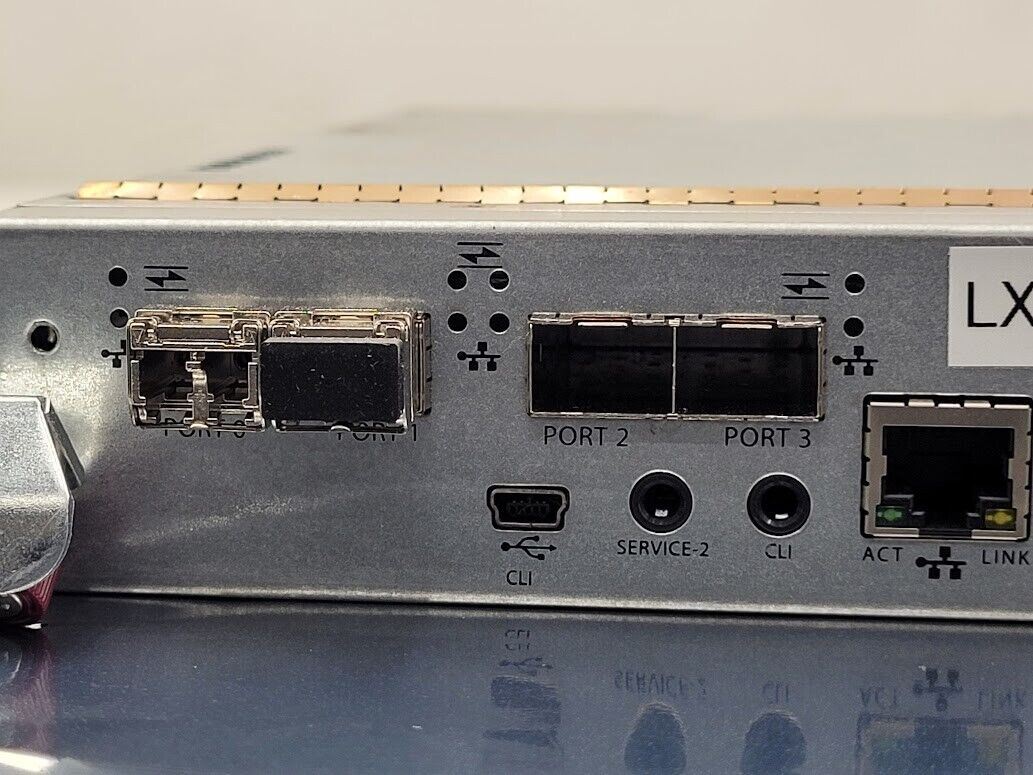 Dot Hill DotHill 876127-001 81-00000118-00-01 2050 SAN Dual Controller 4x FC