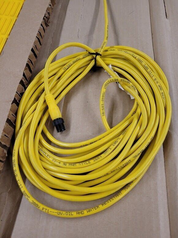 Allen-Bradley Guardmaster MatGuard Sensor Safety Mat 440F-M0930CYNN A 59" x 18"