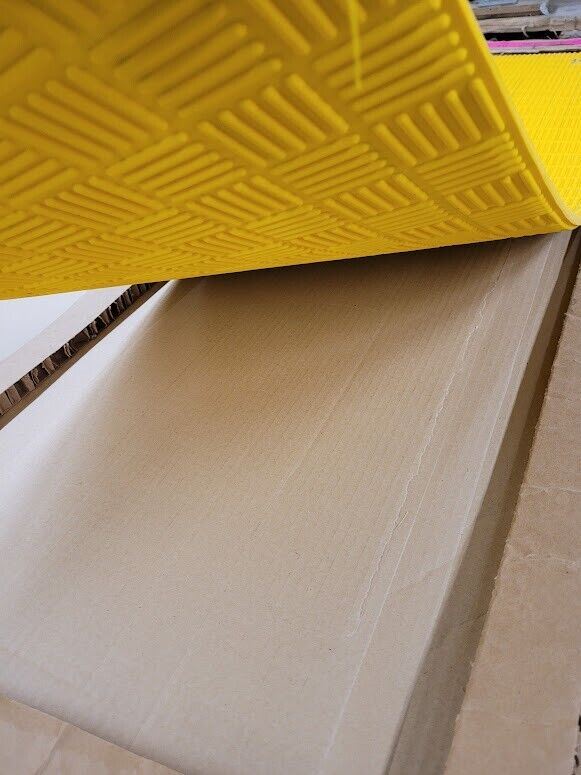 Allen-Bradley Guardmaster MatGuard Sensor Safety Mat 440F-M0930CYNN A 59" x 18"