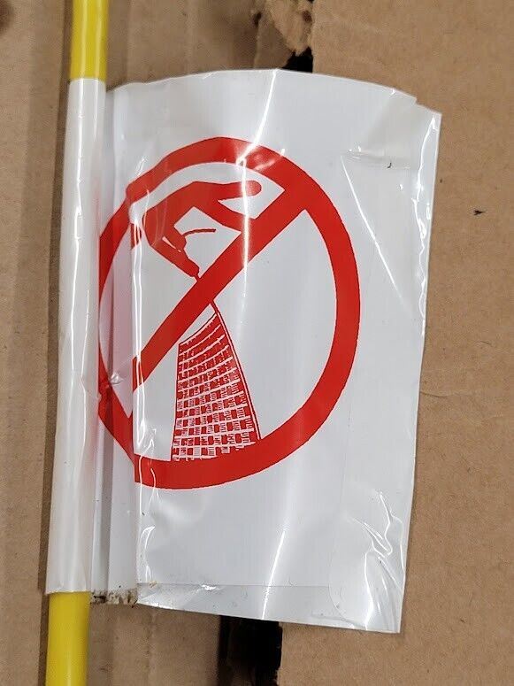 Allen-Bradley Guardmaster MatGuard Sensor Safety Mat 440F-M0930CYNN A 59" x 18"