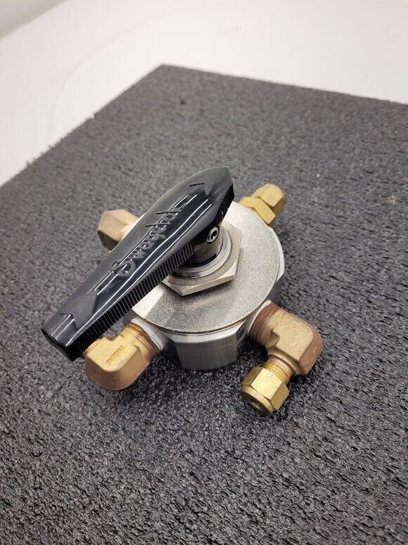 Swagelok SS-45YF8 316 SS Stainless 1-Piece 40 Series 4-Way Ball Valve 1500 PSI