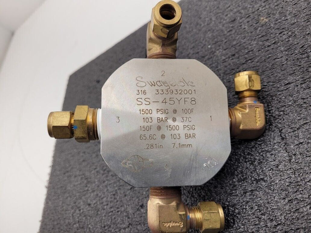 Swagelok SS-45YF8 316 SS Stainless 1-Piece 40 Series 4-Way Ball Valve 1500 PSI