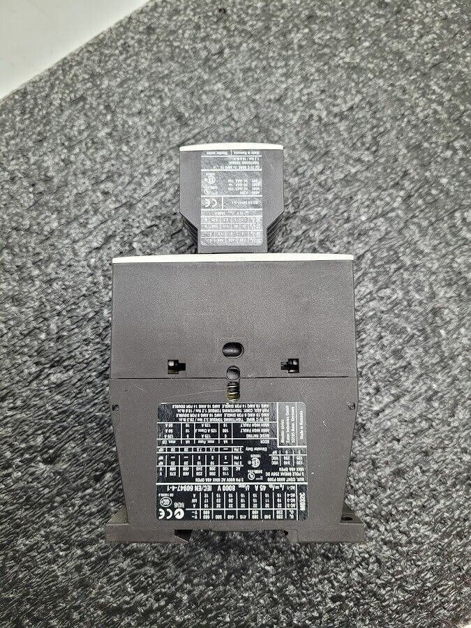 Eaton DIL M32-01 XTCE032C01 Contactor w/ DIL M32-XHI22 Auxiliary 24VDC Coil