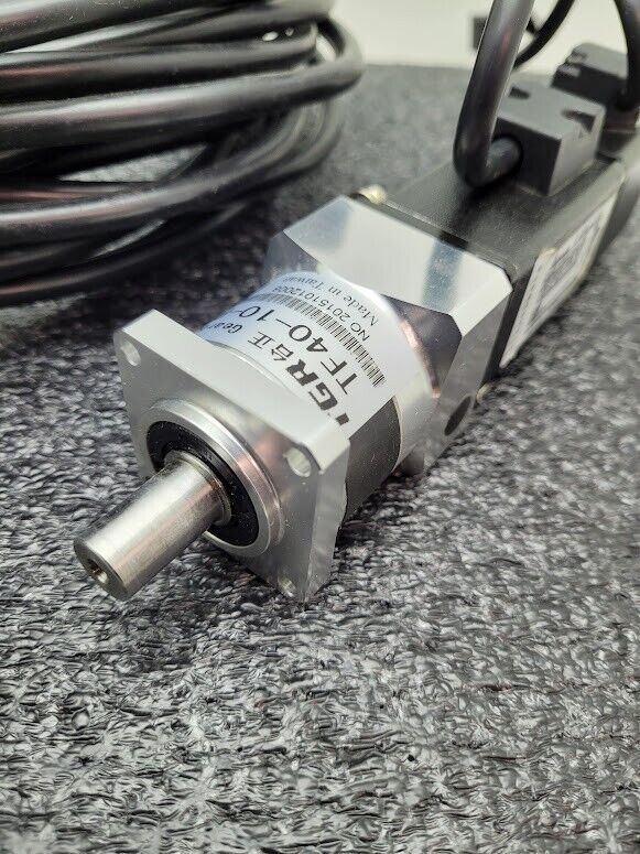 Delta ASD-B2-1021-B 220V 1-Phase Servo Drive 100W w/ Motor and Cables