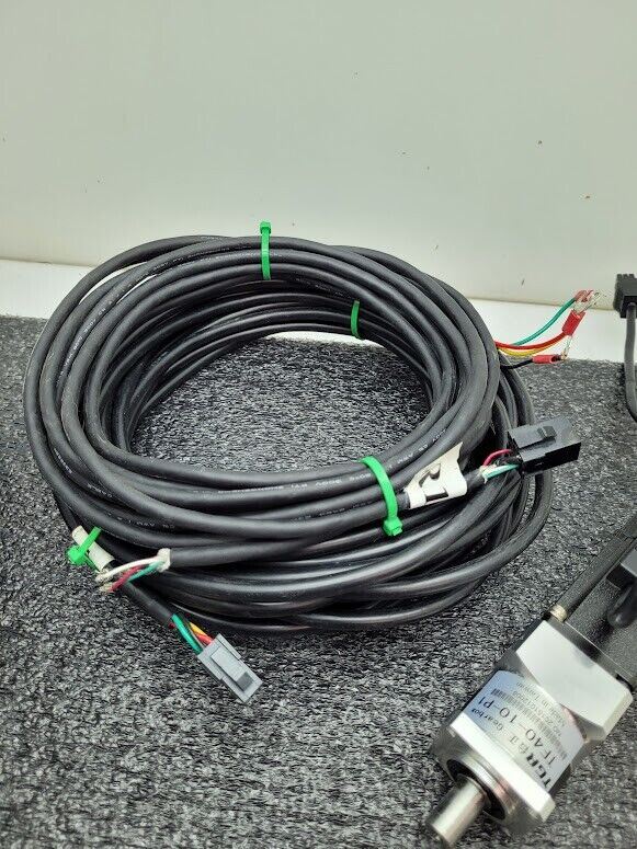 Delta ASD-B2-1021-B 220V 1-Phase Servo Drive 100W w/ Motor and Cables