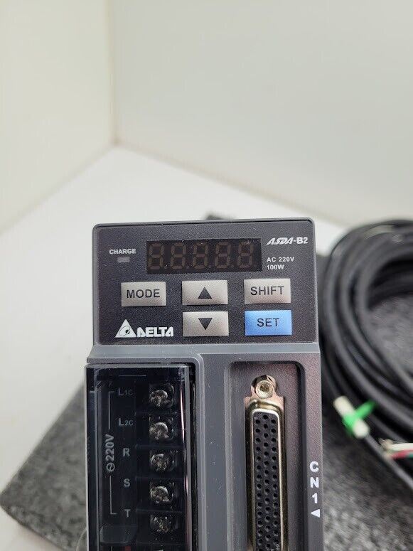Delta ASD-B2-1021-B 220V 1-Phase Servo Drive 100W w/ Motor and Cables