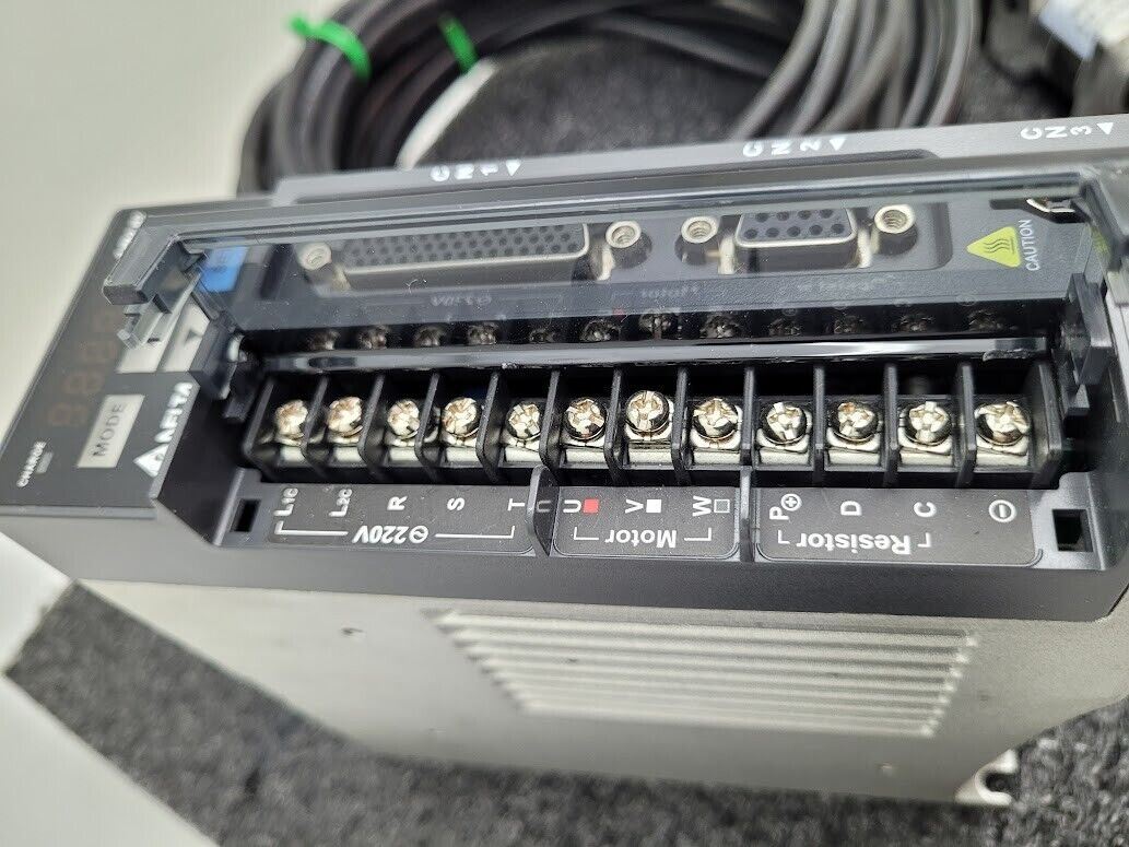 Delta ASD-B2-1021-B 220V 1-Phase Servo Drive 100W w/ Motor and Cables