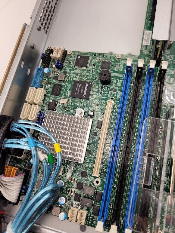 SuperMicro 4x LFF X10DRW-i 2x E5-2640v3 2.6Ghz 64GB Ram 1U Server