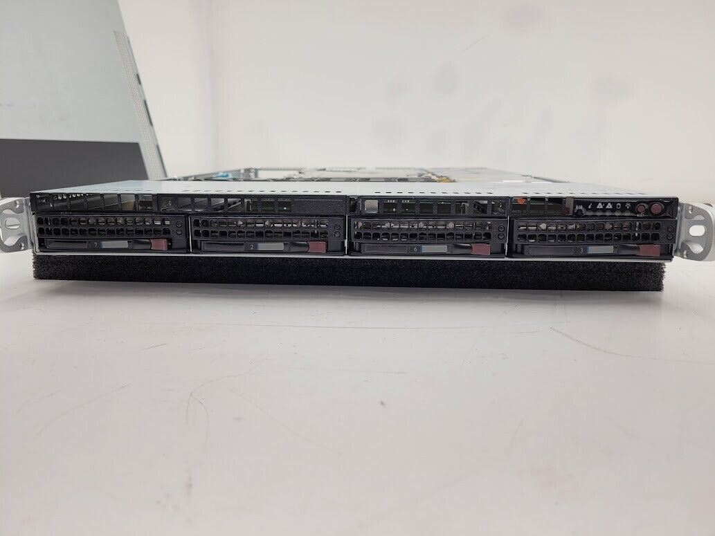 SuperMicro 4x LFF X10DRW-i 2x E5-2640v3 2.6Ghz 64GB Ram 1U Server