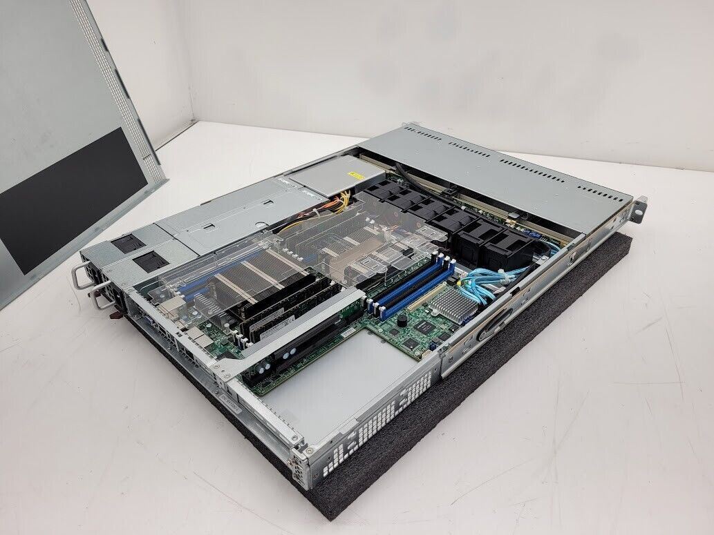 SuperMicro 4x LFF X10DRW-i 2x E5-2640v3 2.6Ghz 64GB Ram 1U Server