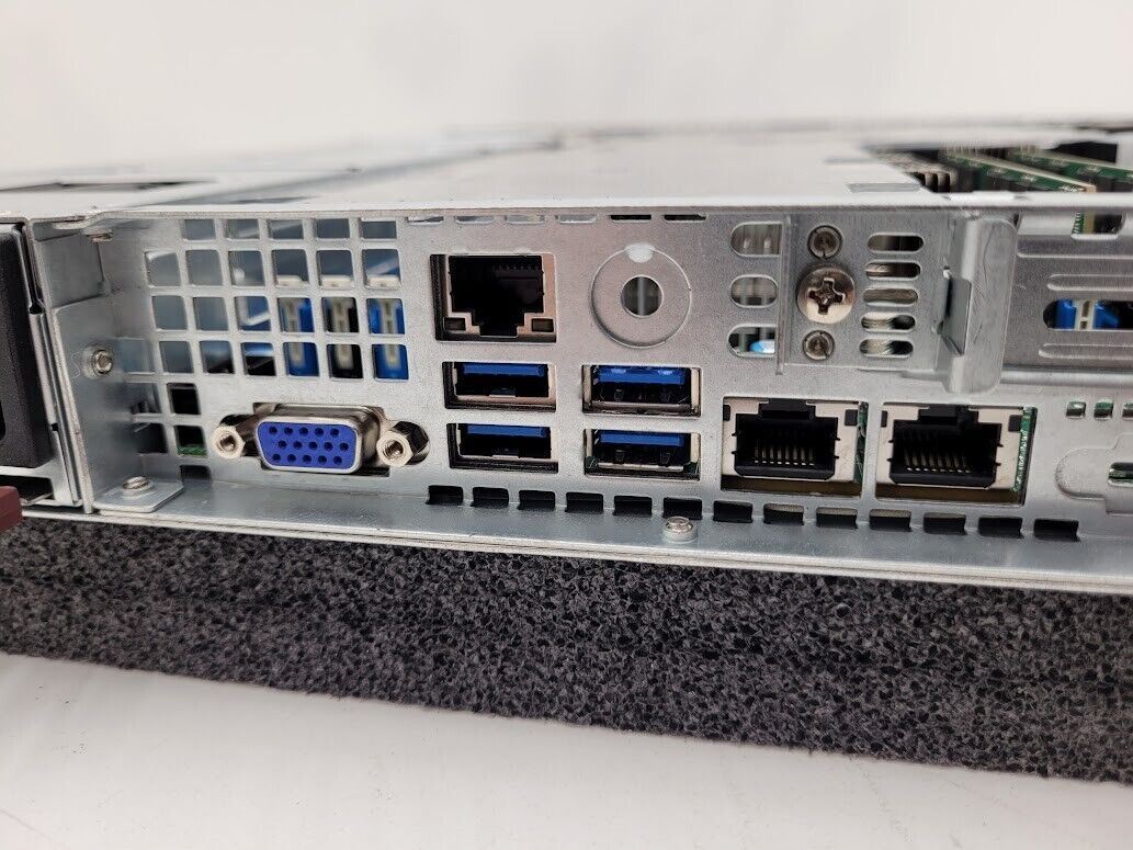 SuperMicro 4x LFF X10DRW-i 2x E5-2640v3 2.6Ghz 64GB Ram 1U Server
