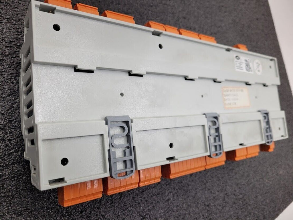 McQuay Air Conditioning Chiller Controller WCFU3UU04R PCO3DK2BL0 BCM BACnet
