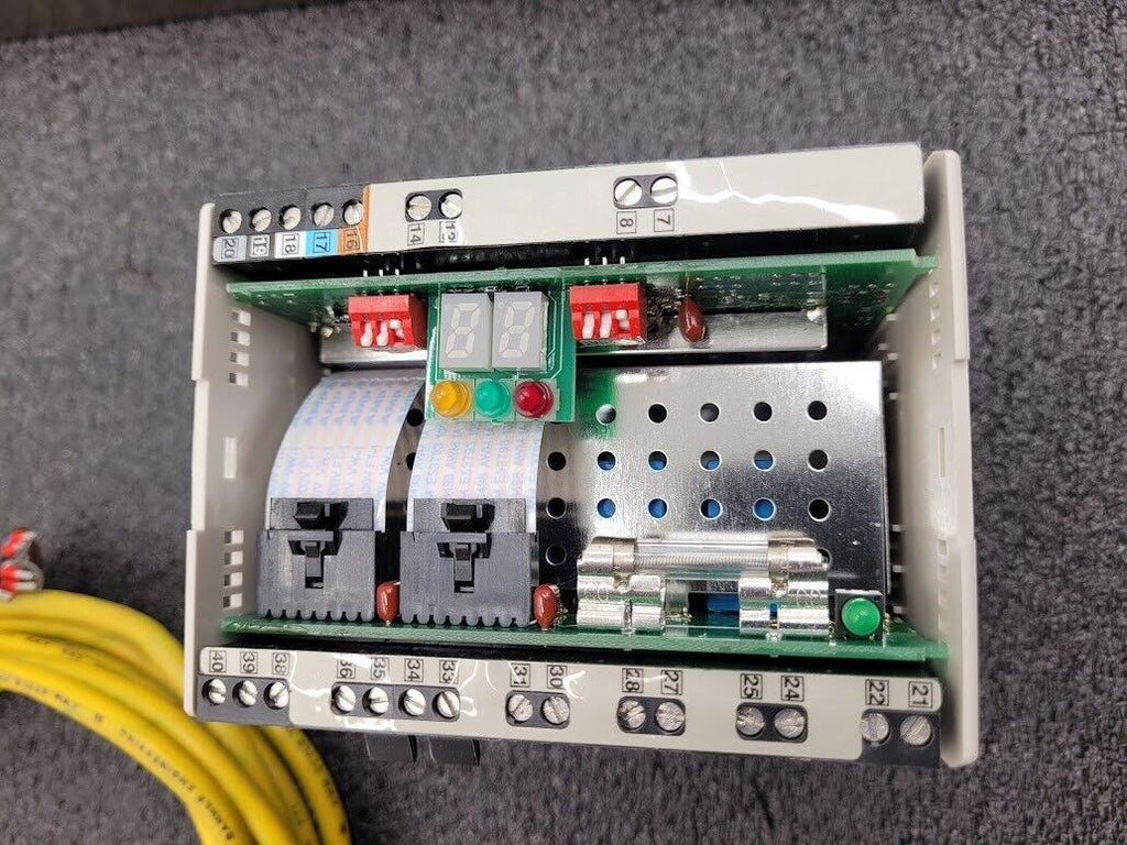 Banner USE2012NP2 & USR2012NP2 MICRO-SCREEN 20" Light Curtain Screen Tested "E"