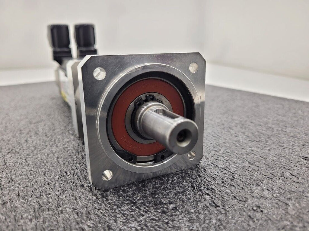 Rexroth 3 Phase 3PH Servo Motor MSK030C-0900-NN-M1-UG1-NNNN 1Nm w/ Gearhead