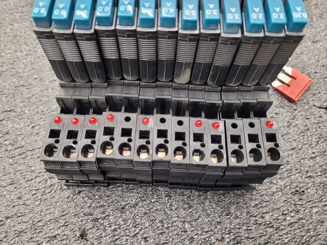 Lot of 13 Phoenix Contact UK 6-FSI/C Terminal Blocks Circuit Breakers and Fuses