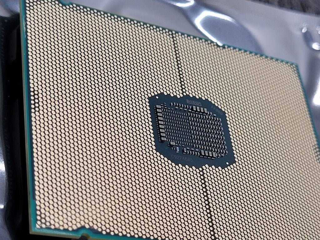 Intel Xeon 2.2GHz ES Server CPU Processor 3rd Generation Gen Ice Lake FCLGA4189