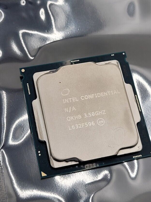 Intel Confidential QKHB Core i5 - 7600 SR334 3.50GHz 6MB Quad-Core CPU LGA1151