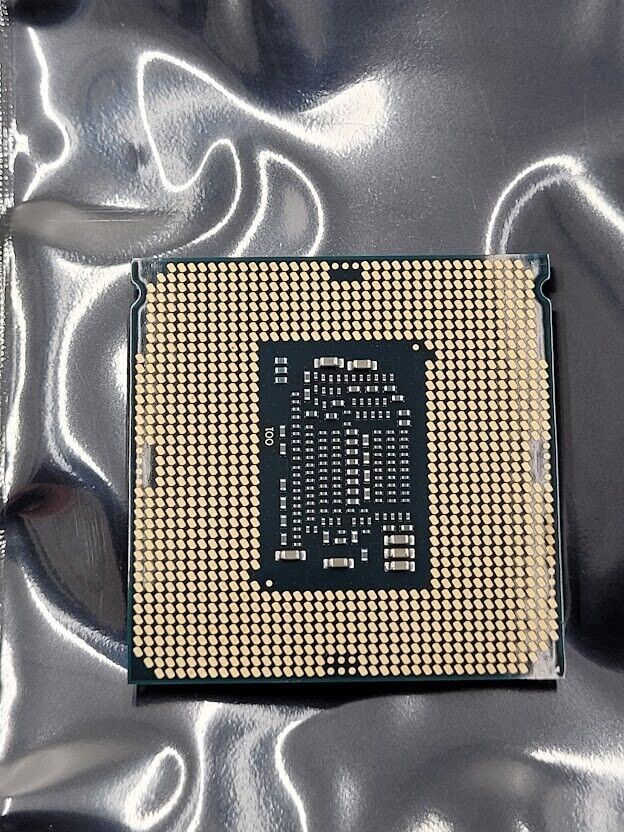 Intel Confidential QKHB Core i5 - 7600 SR334 3.50GHz 6MB Quad-Core CPU LGA1151