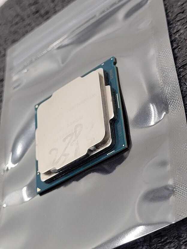 Intel Confidential QKHC 3.40GHz i5-7500 Processor CPU