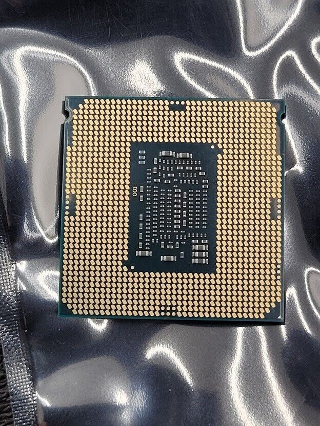 Intel Confidential QKHA Core i7-7700 3.60GHz Socket LGA 1151