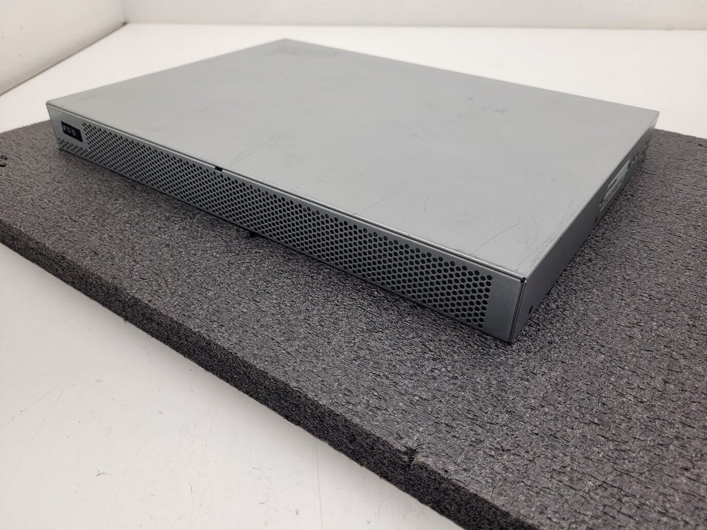 NA-360-0008 Brocade 300 SAN Switch 8GB X 24 Active Ports 80-1001586-09
