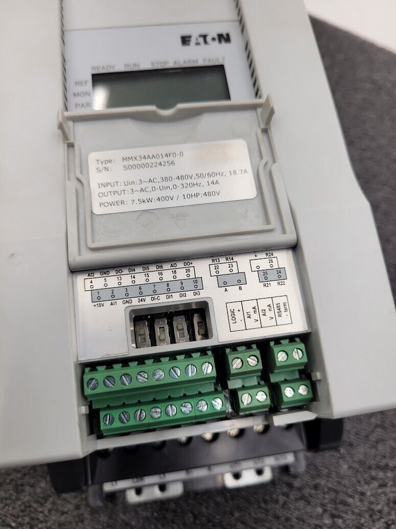 Eaton M-Max MMX34AA014F0-0 Micro VFD AC  Drive inverter 7.5kW:400V 10HP:480V