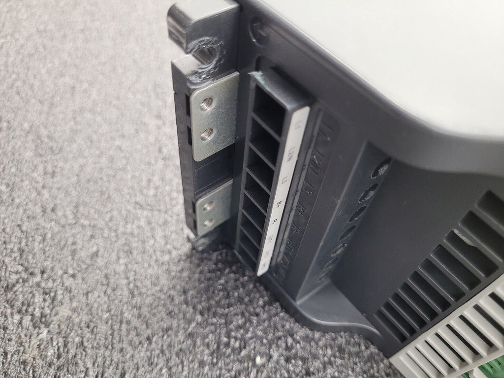 Eaton M-Max MMX34AA014F0-0 Micro VFD AC  Drive inverter 7.5kW:400V 10HP:480V