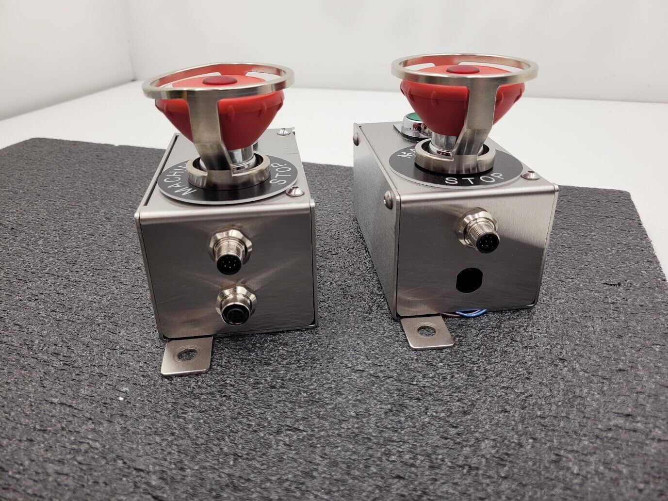 2x Jakab Safety Sprecher + Schuh EMO E-Stop /Start/Reset Assembly w/ ABB Tina 2A