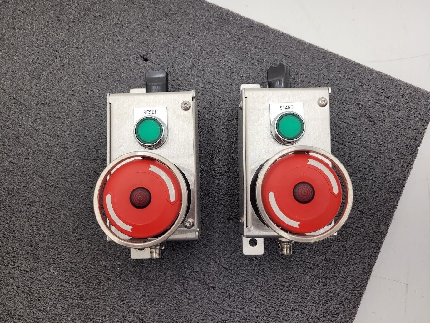 2x Jakab Safety Sprecher + Schuh EMO E-Stop /Start/Reset Assembly w/ ABB Tina 2A