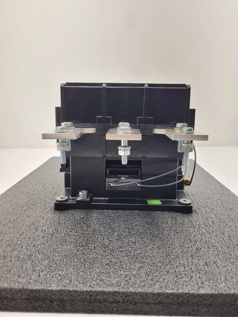 ABB EH1200 Contactor 1200A 600VAC 3 Pole 3 Phase 220-240VAC Coil