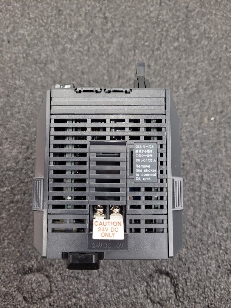 Keyence KV700 KV-700 PLC Open Box, Two End Covers DIN Rail Mount, USB, Serial