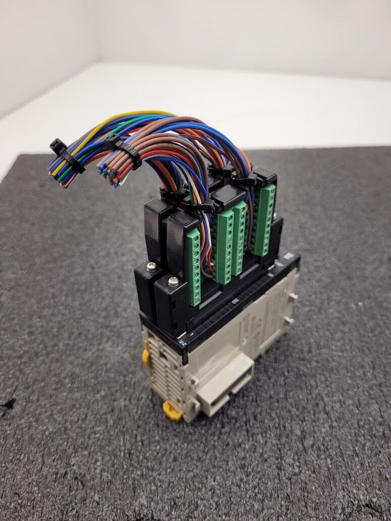 Omron CJ1W-NC433 NC Unit w/ IOLink Terminal Connector Breakout TC-40F