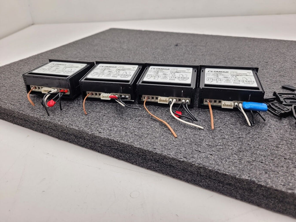 Lot of 4 Omega CN702 Temperature Controller 115VAC Input Tc J Thermocouple input