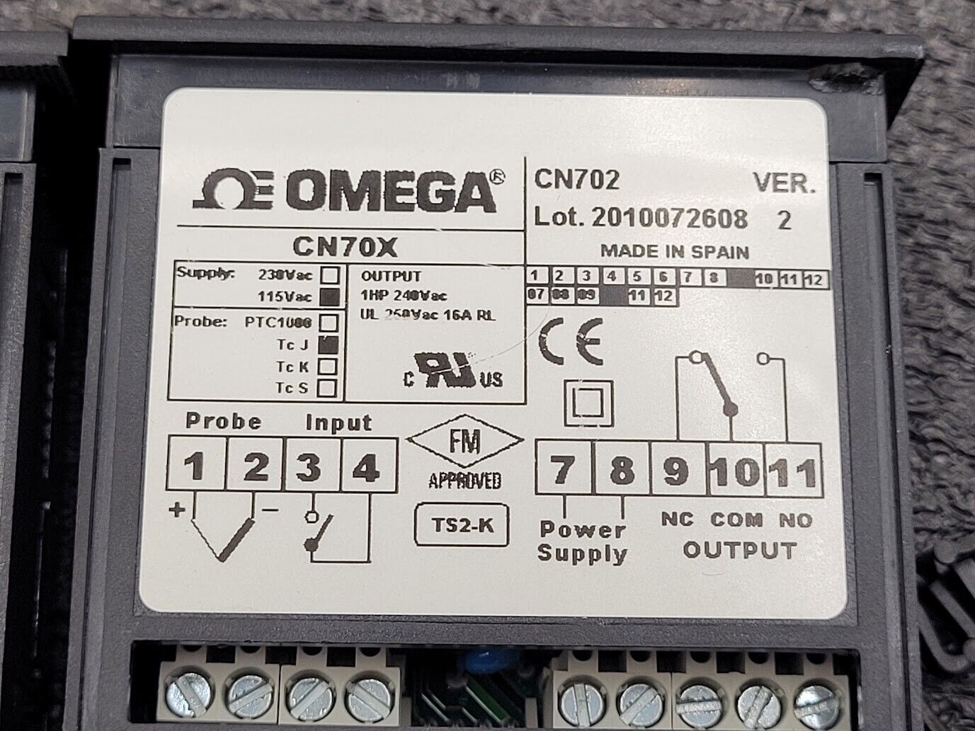 Lot of 4 Omega CN702 Temperature Controller 115VAC Input Tc J Thermocouple input